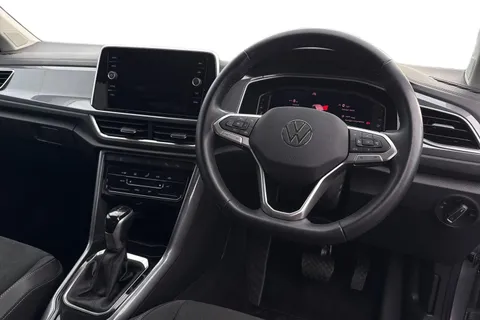 18 of 42 for VOLKSWAGEN T-ROC 1.5 TSI Style 5dr DSG