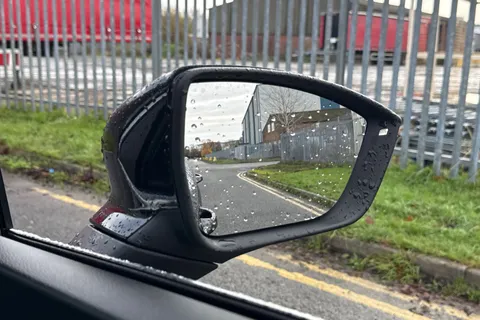 21 of 44 for SEAT Ateca 1.5 TSI EVO XPERIENCE Edition DSG Euro 6 (s/s) 5dr