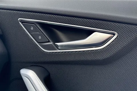  Audi Q2 1.0 TFSI 30 Black Edition Euro 6 (s/s) 5dr Thumbnail #21