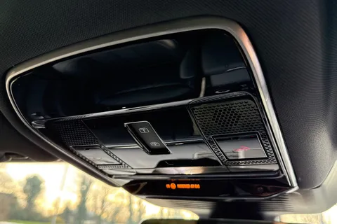 24 of 38 for Land Rover Range Rover Sport 3.0 D300 Dynamic SE 5dr