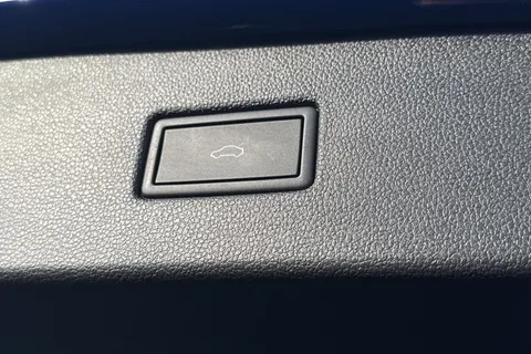 DF23CUV Volkswagen Tiguan 2.0 TSI 320 4Motion R 5dr DSG **PAN ROOF + WINTER PACK** Thumbnail #27