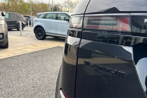 KR74EVF Land Rover Range Rover Evoque 2.0 D200 Dynamic SE 5dr Thumbnail #27