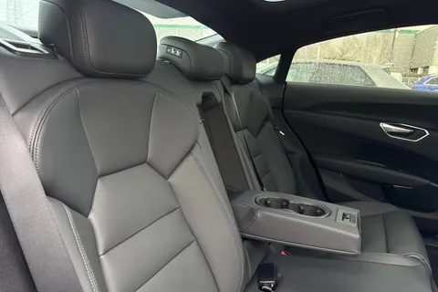 PX23OKE Audi e-tron GT quattro 350,00 kW Thumbnail #42