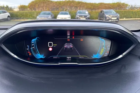 40 of 66 for PEUGEOT 3008 1.6 13.2kWh GT e-EAT Euro 6 (s/s) 5dr