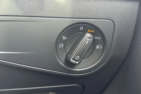 DF23CUV Volkswagen Tiguan 2.0 TSI 320 4Motion R 5dr DSG **PAN ROOF + WINTER PACK** Thumbnail #44