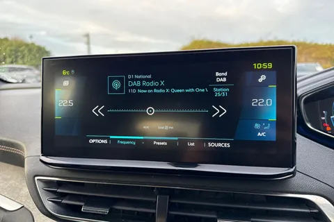 47 of 66 for PEUGEOT 3008 1.6 13.2kWh GT e-EAT Euro 6 (s/s) 5dr