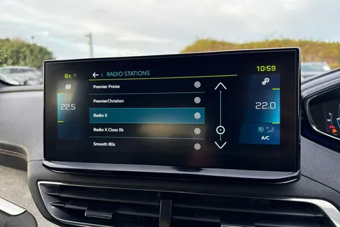 48 of 66 for PEUGEOT 3008 1.6 13.2kWh GT e-EAT Euro 6 (s/s) 5dr