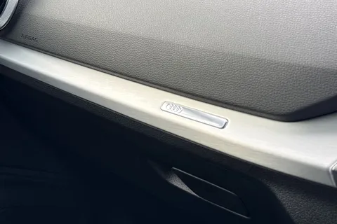  Audi Q2 1.0 TFSI 30 Black Edition Euro 6 (s/s) 5dr Thumbnail #52