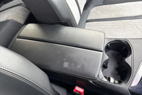 59 of 66 for PEUGEOT 3008 1.6 13.2kWh GT e-EAT Euro 6 (s/s) 5dr