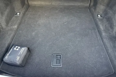 AP70KMX Audi A8 55 TFSI Quattro Black Edition 4dr Tiptronic Thumbnail #7