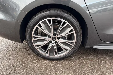 10 of 51 for Audi A5 2.0 TFSI S line Saloon S Tronic Euro 6 (s/s) 5dr