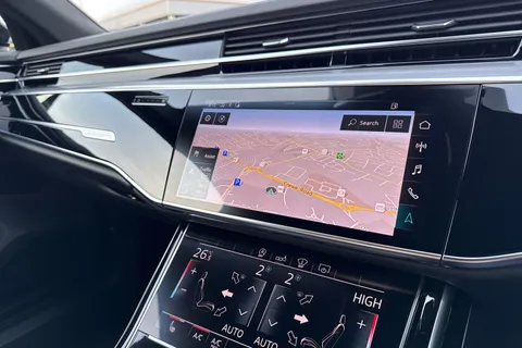 AP70KMX Audi A8 55 TFSI Quattro Black Edition 4dr Tiptronic Thumbnail #17