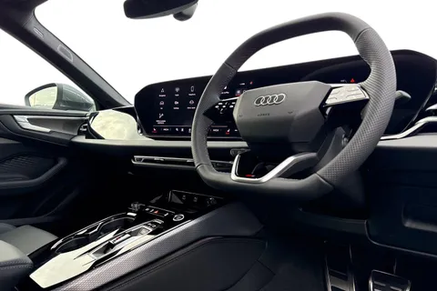 17 of 51 for Audi A5 2.0 TFSI S line Saloon S Tronic Euro 6 (s/s) 5dr