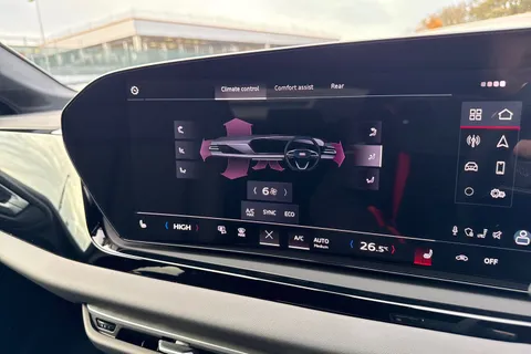 21 of 51 for Audi A5 2.0 TFSI S line Saloon S Tronic Euro 6 (s/s) 5dr