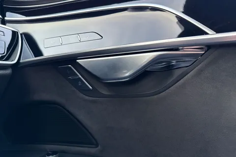 AP70KMX Audi A8 55 TFSI Quattro Black Edition 4dr Tiptronic Thumbnail #21