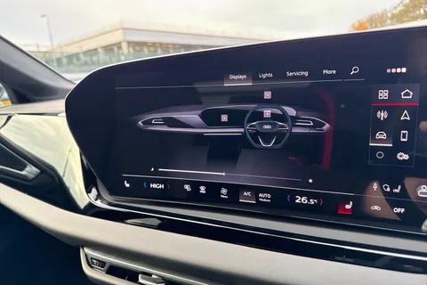 33 of 51 for Audi A5 2.0 TFSI S line Saloon S Tronic Euro 6 (s/s) 5dr