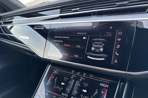 AP70KMX Audi A8 55 TFSI Quattro Black Edition 4dr Tiptronic Thumbnail #43