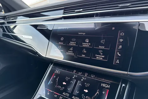 AP70KMX Audi A8 55 TFSI Quattro Black Edition 4dr Tiptronic Thumbnail #46