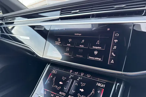 AP70KMX Audi A8 55 TFSI Quattro Black Edition 4dr Tiptronic Thumbnail #47