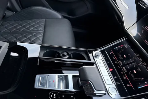 AP70KMX Audi A8 55 TFSI Quattro Black Edition 4dr Tiptronic Thumbnail #49