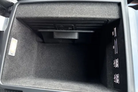 AP70KMX Audi A8 55 TFSI Quattro Black Edition 4dr Tiptronic Thumbnail #50