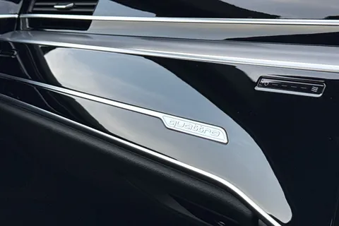 AP70KMX Audi A8 55 TFSI Quattro Black Edition 4dr Tiptronic Thumbnail #51