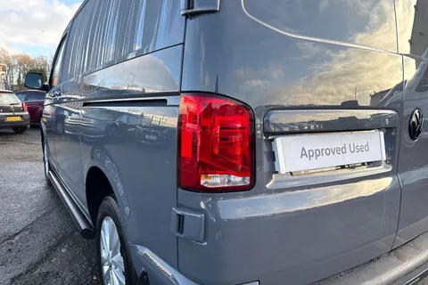 DG21TNV Volkswagen Transporter T28 Panel van Highline SWB 110 PS 2.0 TDI 5sp Manual Thumbnail #7