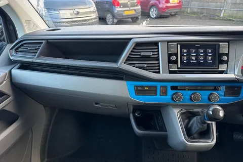 DG21TNV Volkswagen Transporter T28 Panel van Highline SWB 110 PS 2.0 TDI 5sp Manual Thumbnail #19