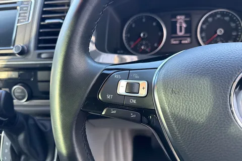 39 of 51 for Volkswagen California Ocean SWB EU6 150 PS 2.0 TDI BMT 7sp DSG