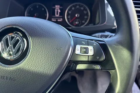 40 of 51 for Volkswagen California Ocean SWB EU6 150 PS 2.0 TDI BMT 7sp DSG