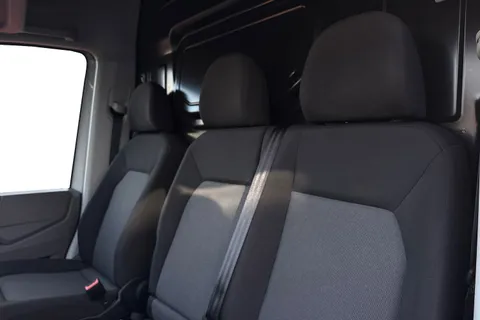 BV25SMO Volkswagen Crafter 2.0 TDI 140PS Commerce High Roof-Business Pack Thumbnail #15