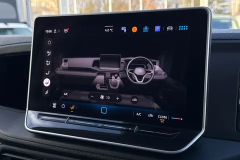 BV25SMO Volkswagen Crafter 2.0 TDI 140PS Commerce High Roof-Business Pack Thumbnail #21