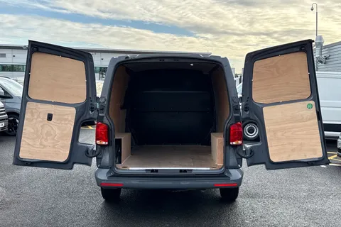 BG74JNK Volkswagen Transporter 2.0TDI 110ps T28 Highline BMT SWB-LED's Thumbnail #39