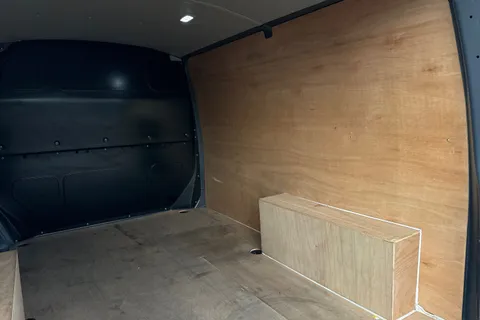 BG74JNK Volkswagen Transporter 2.0TDI 110ps T28 Highline BMT SWB-LED's Thumbnail #42