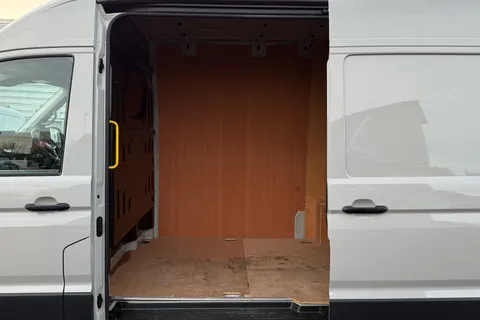 BV25SMO Volkswagen Crafter 2.0 TDI 140PS Commerce High Roof-Business Pack Thumbnail #46