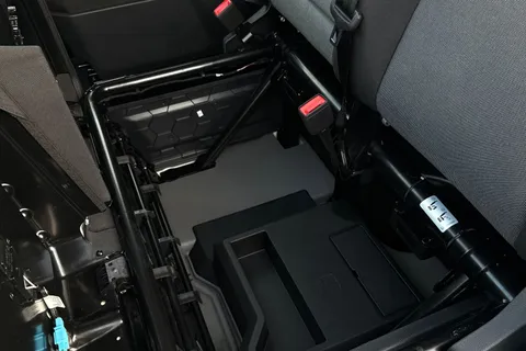 BV25SMO Volkswagen Crafter 2.0 TDI 140PS Commerce High Roof-Business Pack Thumbnail #49