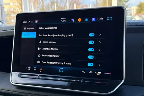 BV25SMO Volkswagen Crafter 2.0 TDI 140PS Commerce High Roof-Business Pack Thumbnail #57