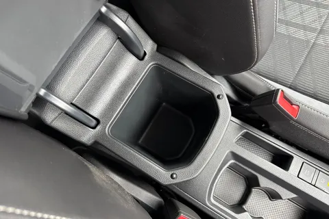 DE74UOL Volkswagen T-Roc 2.0 TDI 150 EVO R-Line 5dr DSG ⭐Low TAX £195 a year⭐ Thumbnail #42