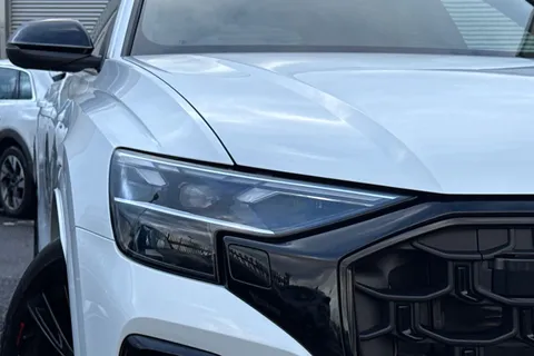 PX75XOD Audi Q8 SUV  Black Edition 50 TDI quattro 286 PS tiptronic Thumbnail #8