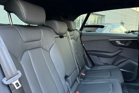 PX75XOD Audi Q8 SUV  Black Edition 50 TDI quattro 286 PS tiptronic Thumbnail #18