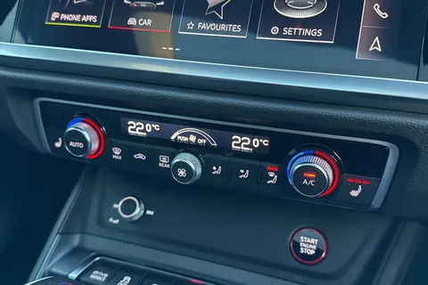 MC71OJY Audi RS Q3 Sport Edition 400 PS S tronic Thumbnail #22