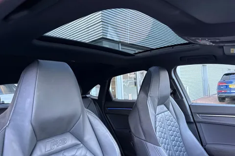 MC71OJY Audi RS Q3 Sport Edition 400 PS S tronic Thumbnail #24