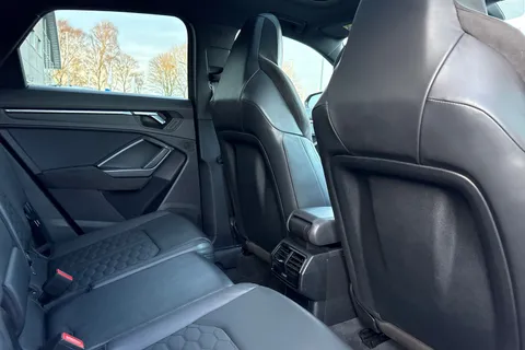 MC71OJY Audi RS Q3 Sport Edition 400 PS S tronic Thumbnail #40