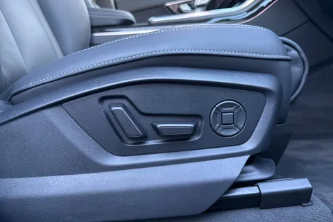 PX75XOD Audi Q8 SUV  Black Edition 50 TDI quattro 286 PS tiptronic Thumbnail #44