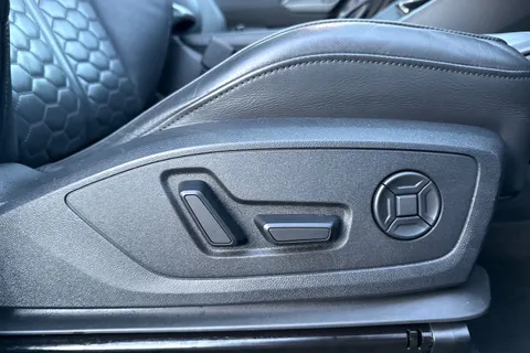 MC71OJY Audi RS Q3 Sport Edition 400 PS S tronic Thumbnail #47