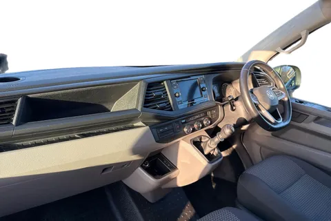 PK72ZDJ Volkswagen Transporter T30 Panel van Highline SWB 150 PS 2.0 TDI 6sp Manual Thumbnail #15