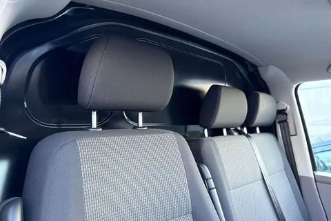 PK72ZDJ Volkswagen Transporter T30 Panel van Highline SWB 150 PS 2.0 TDI 6sp Manual Thumbnail #24