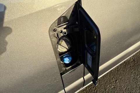 PK72ZDJ Volkswagen Transporter T30 Panel van Highline SWB 150 PS 2.0 TDI 6sp Manual Thumbnail #42