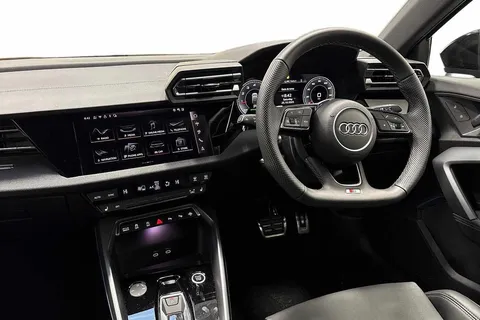 KP25ZVX Audi A3 Black Edition 35 TFSI 150 PS S tronic Thumbnail #2