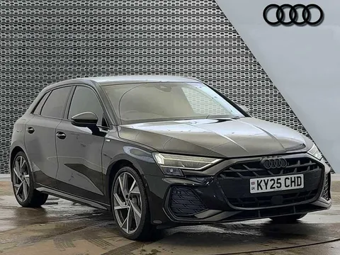 KY25CHD Audi A3 Black Edition 35 TFSI 150 PS S tronic Thumbnail #1